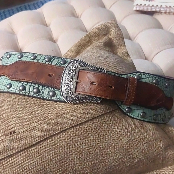 Roper Accessories - Roper Turquoise/Brown Alligator Belt